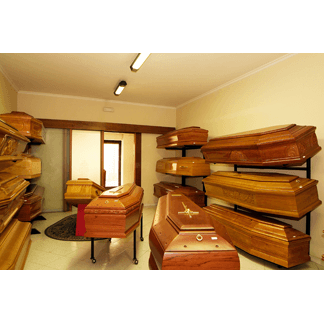 Esposizione di cofani funebri